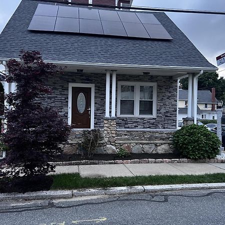 Villa Mount Pleasant Hideaway à Providence Extérieur photo